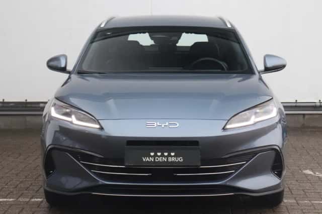 BYD Seal (2026) thumbnail 3