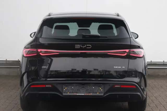 BYD Seal (2026) thumbnail 5