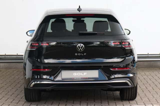 Volkswagen Golf (2026) thumbnail 6