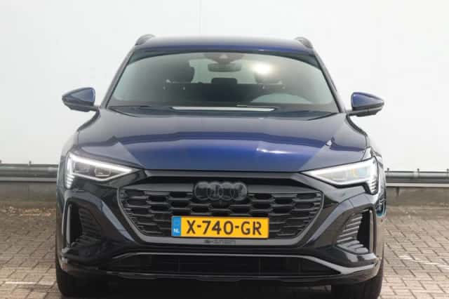 Audi Q8 e-tron (2023) thumbnail 3