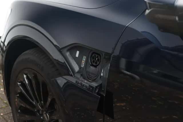 Audi Q8 e-tron (2023) thumbnail 6