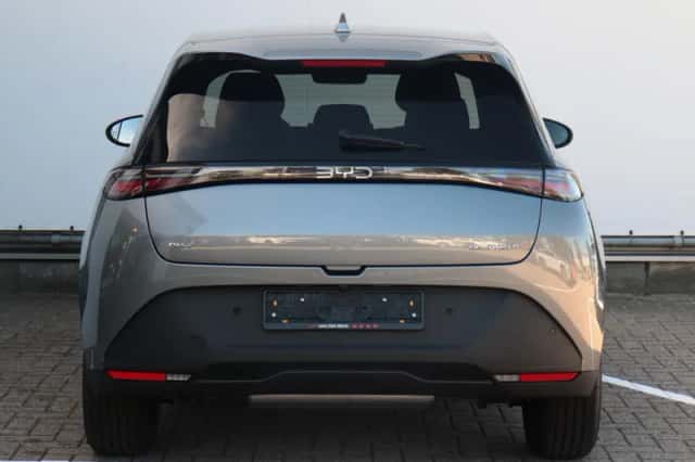 BYD Dolphin (2026) thumbnail 5
