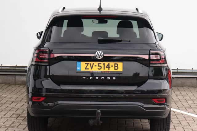 Volkswagen T-Cross (2019) thumbnail 5