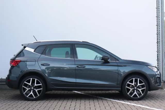 SEAT Arona (2020) thumbnail 4