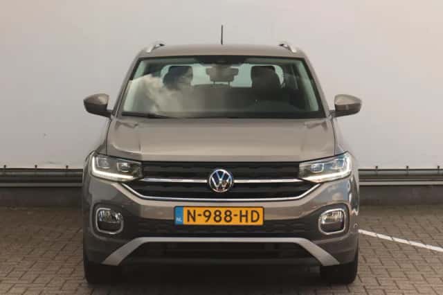 Volkswagen T-Cross (2021) thumbnail 2