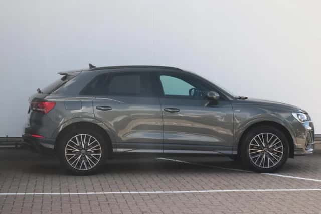 Audi Q3 (2024) thumbnail 4