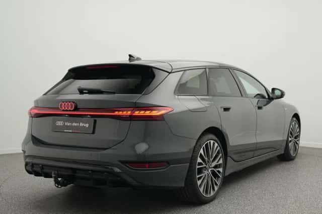 Audi A6 E-TRON (2025) thumbnail 2
