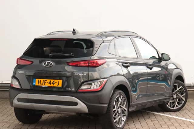 Hyundai Kona (2022) thumbnail 5