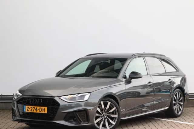 Audi A4 (2024) thumbnail 1