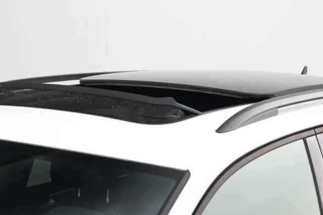 Volkswagen Tiguan (2023) thumbnail 5