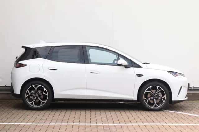 BYD Dolphin G (2026) thumbnail 2