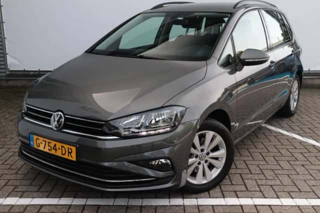 Volkswagen Golf Sportsvan (2019) thumbnail 2