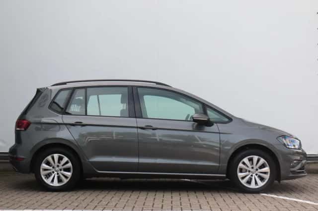 Volkswagen Golf Sportsvan (2019) thumbnail 4