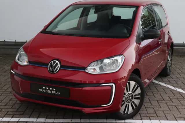 Volkswagen e-Up! (2023) thumbnail 2