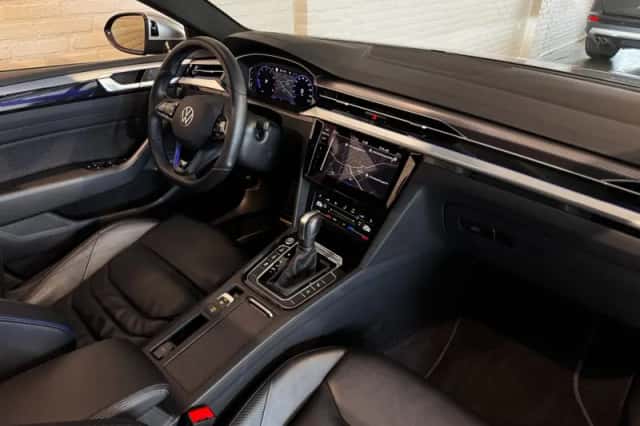 Volkswagen Arteon Shooting Brake (2022) thumbnail 3