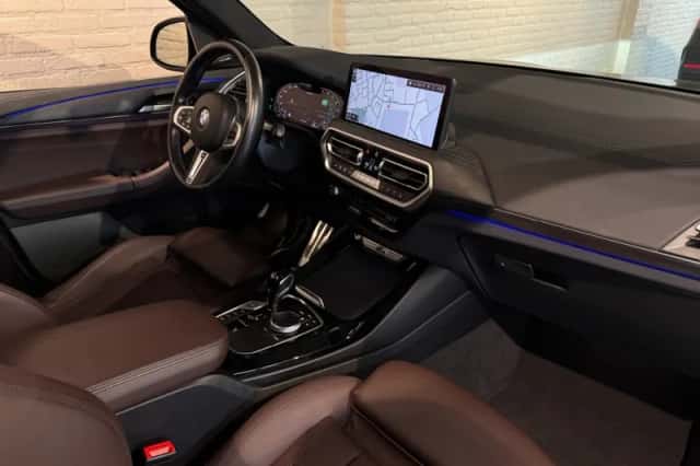 BMW X3 (2022) thumbnail 3