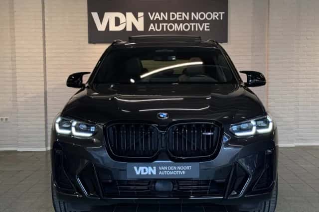 BMW X3 (2022) thumbnail 4