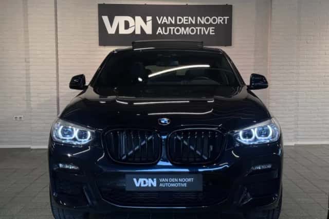 BMW X4 (2021) thumbnail 4