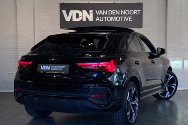 Audi Q3 Sportback (2021) thumbnail 3