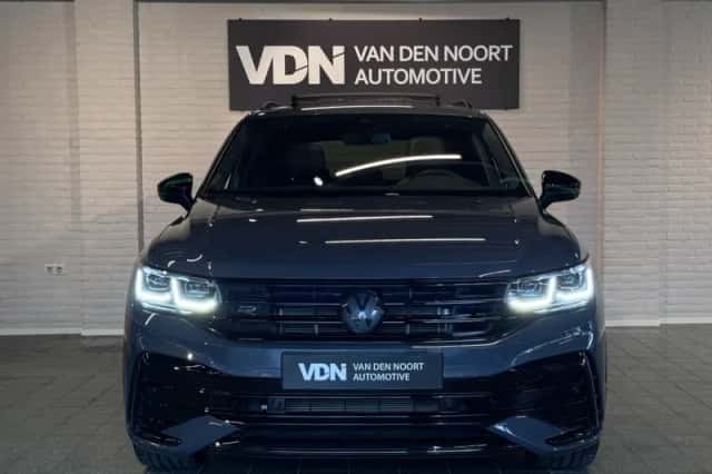 Volkswagen Tiguan (2024) thumbnail 4