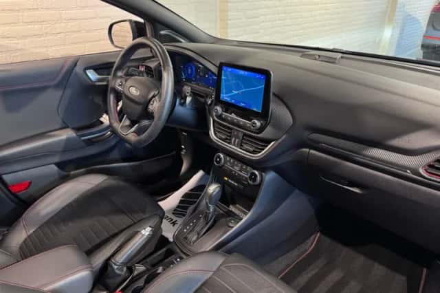 Ford Puma (2023) thumbnail 2