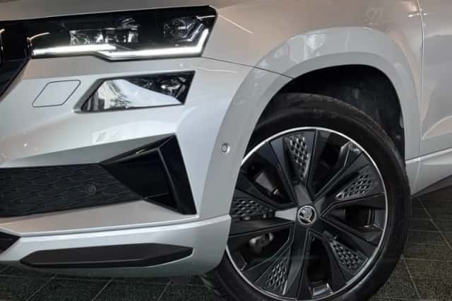 Škoda Karoq (2023) thumbnail 5