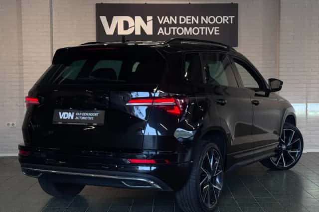 Škoda Karoq (2023) thumbnail 3