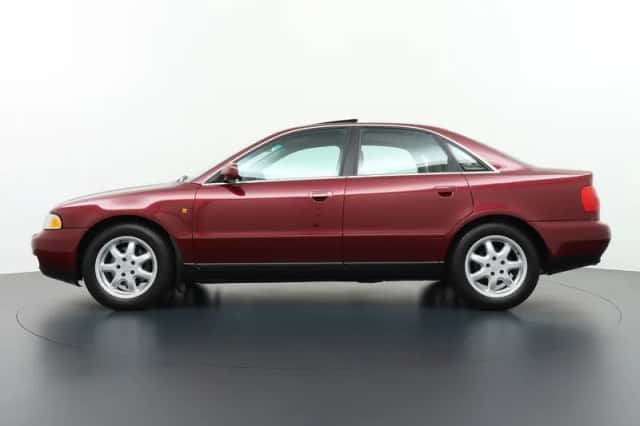 Audi A4 (1998) thumbnail 2