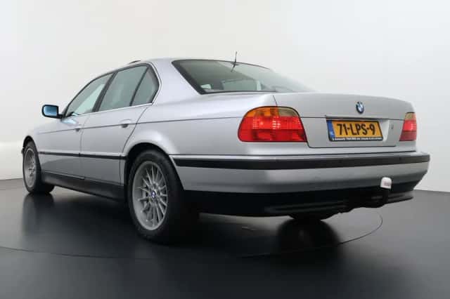 BMW 7-Serie (1999) thumbnail 3