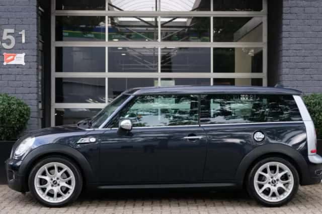 MINI Clubman (2008) thumbnail 3