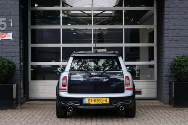 MINI Clubman (2008) thumbnail 4