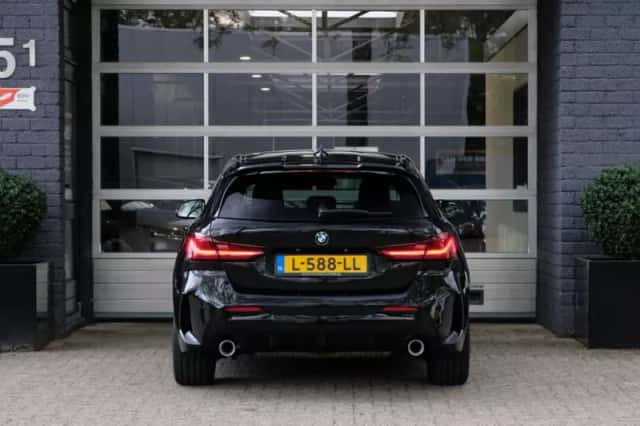 BMW 1-Serie (2021) thumbnail 4