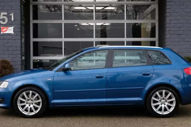 Audi A3 (2009) thumbnail 3
