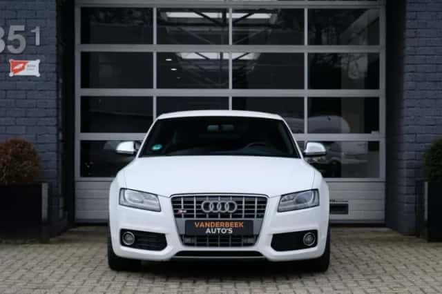 Audi S5 (2008) thumbnail 2