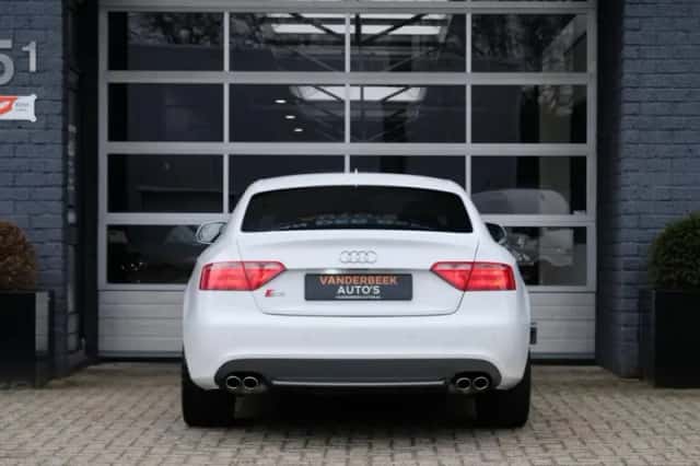 Audi S5 (2008) thumbnail 4
