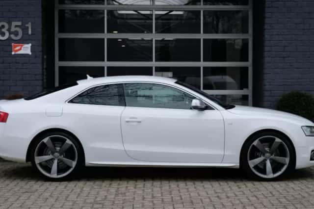 Audi S5 (2008) thumbnail 5