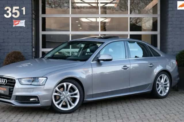 Audi A4 (2015) thumbnail 1