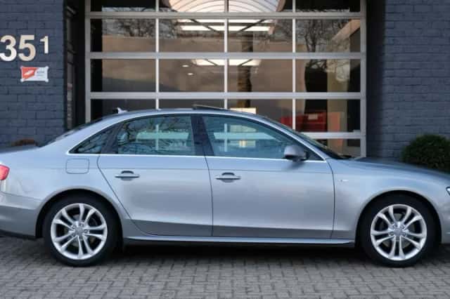 Audi A4 (2015) thumbnail 5