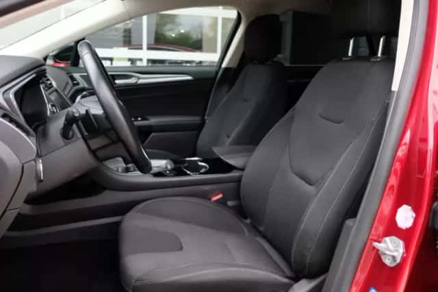 Ford Mondeo (2015) thumbnail 6