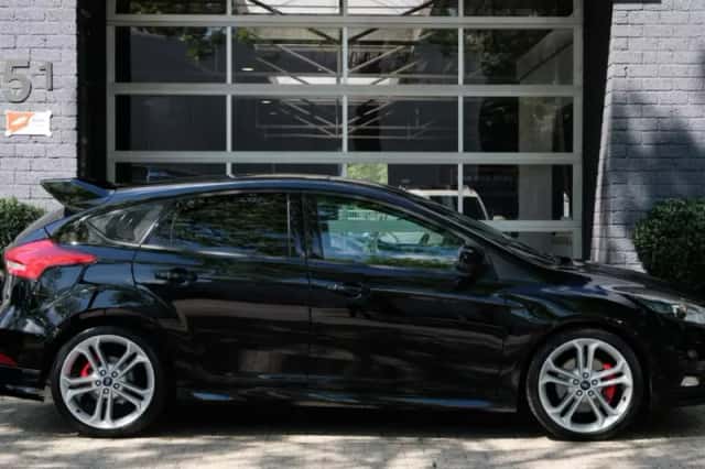 Ford Focus (2017) thumbnail 5