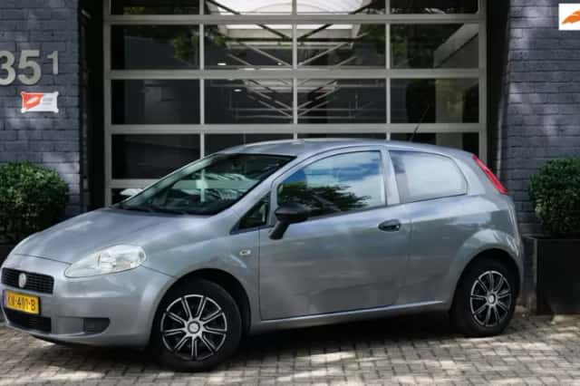 Fiat Grande Punto (2011) thumbnail 1