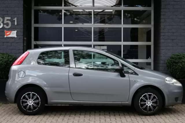 Fiat Grande Punto (2011) thumbnail 5