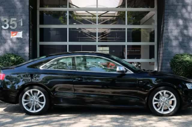Audi S5 (2008) thumbnail 5