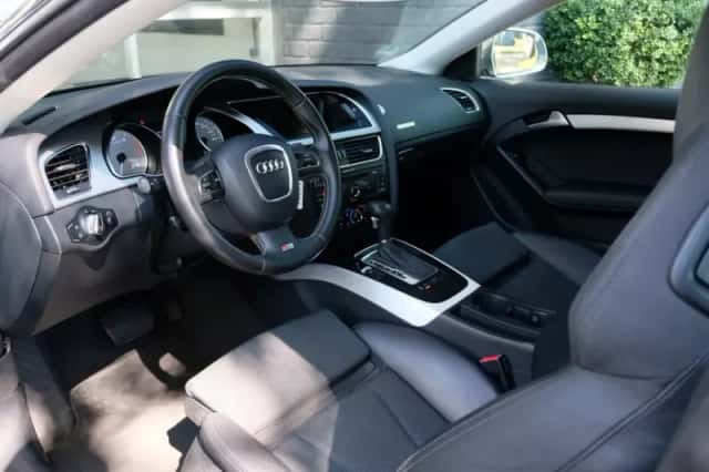 Audi S5 (2008) thumbnail 6