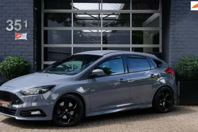 Ford Focus (2015) thumbnail 1