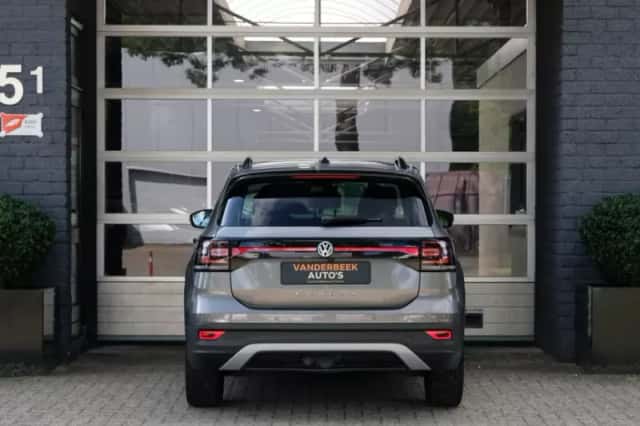 Volkswagen T-Cross (2019) thumbnail 4