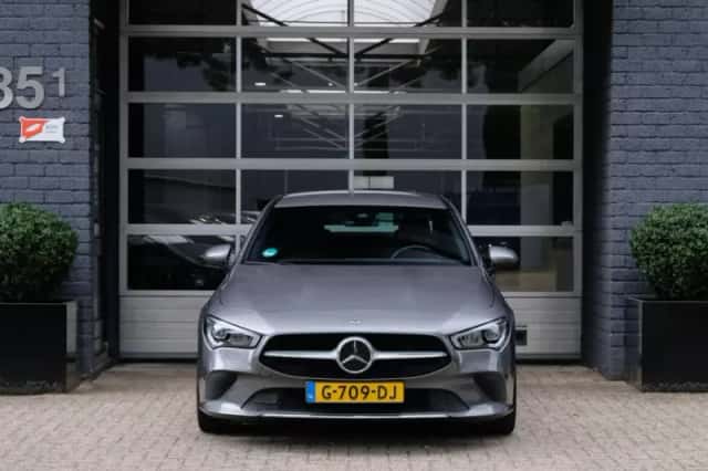 Mercedes-Benz CLA-Klasse (2019) thumbnail 2