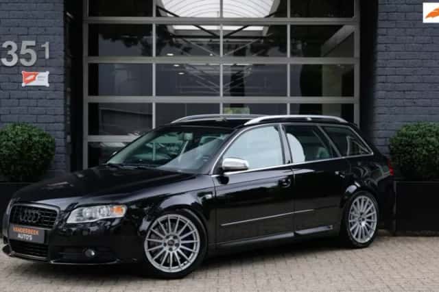 Audi S4 (2005) thumbnail 1