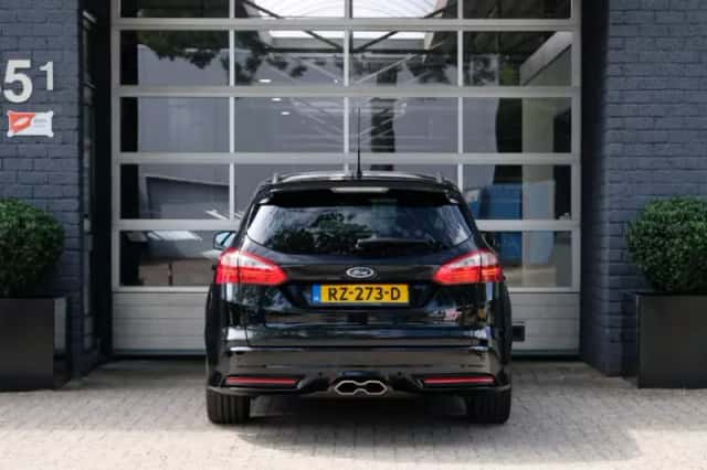 Ford Focus (2012) thumbnail 4