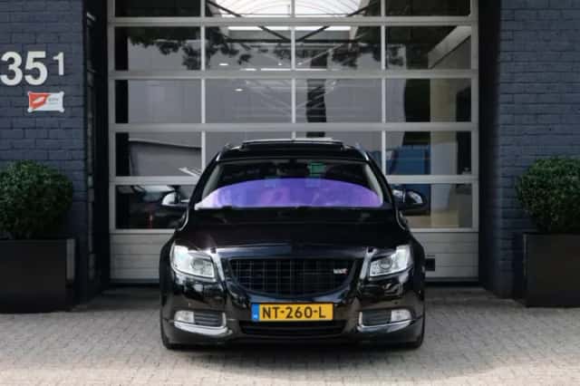 Opel Insignia (2009) thumbnail 2